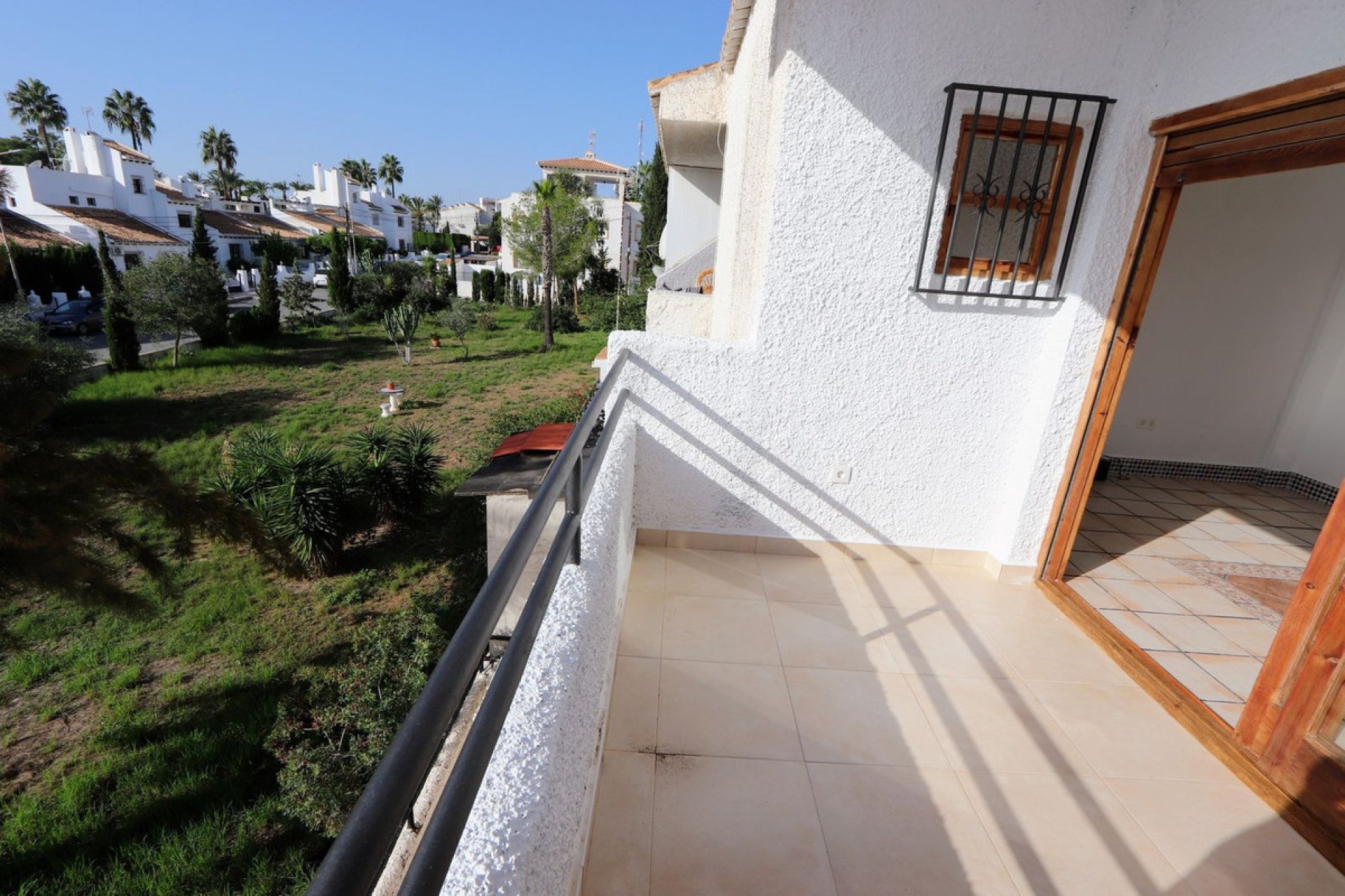 Resale - Apartment / flat -
Orihuela - Villamartin