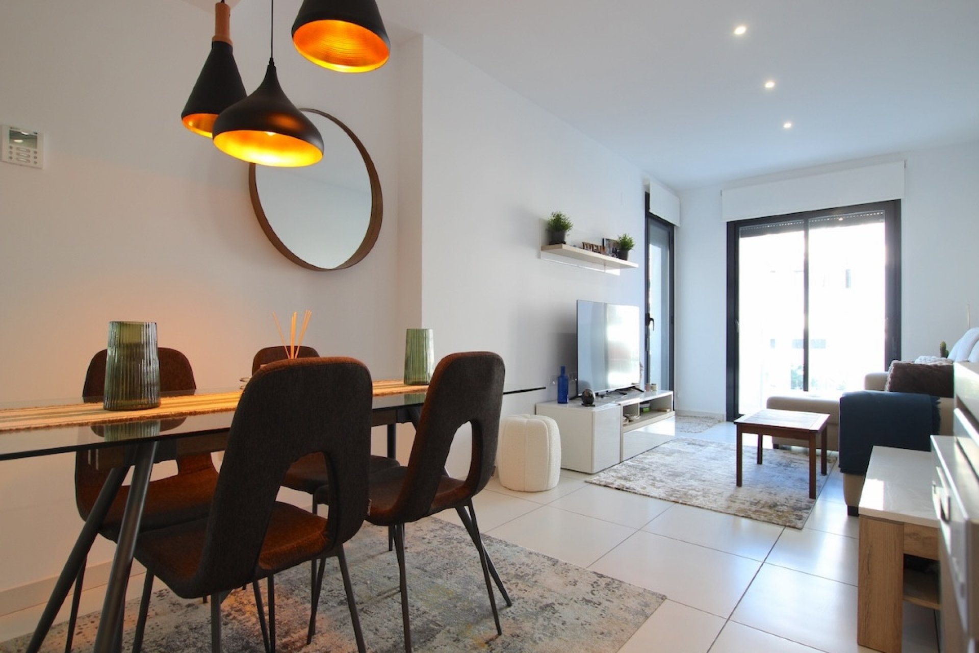 Resale - Apartment / flat -
Orihuela - Villamartin