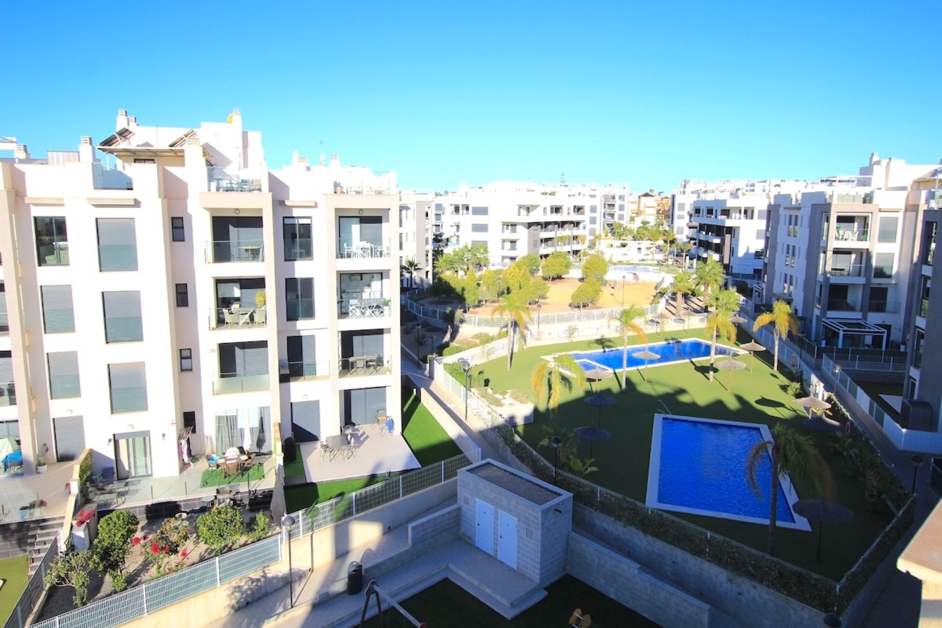Resale - Apartment / flat -
Orihuela - Villamartin