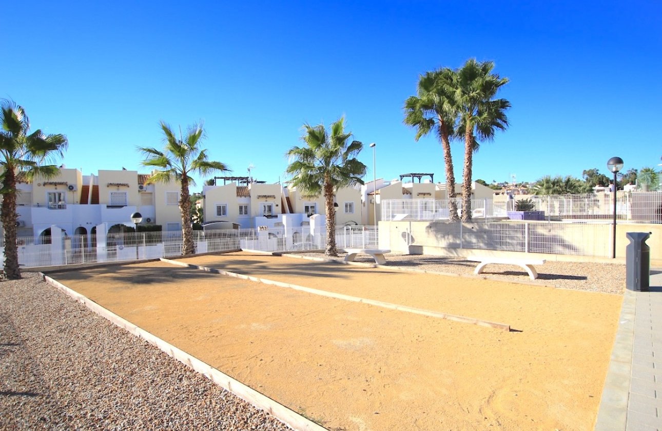 Resale - Apartment / flat -
Orihuela - Villamartin