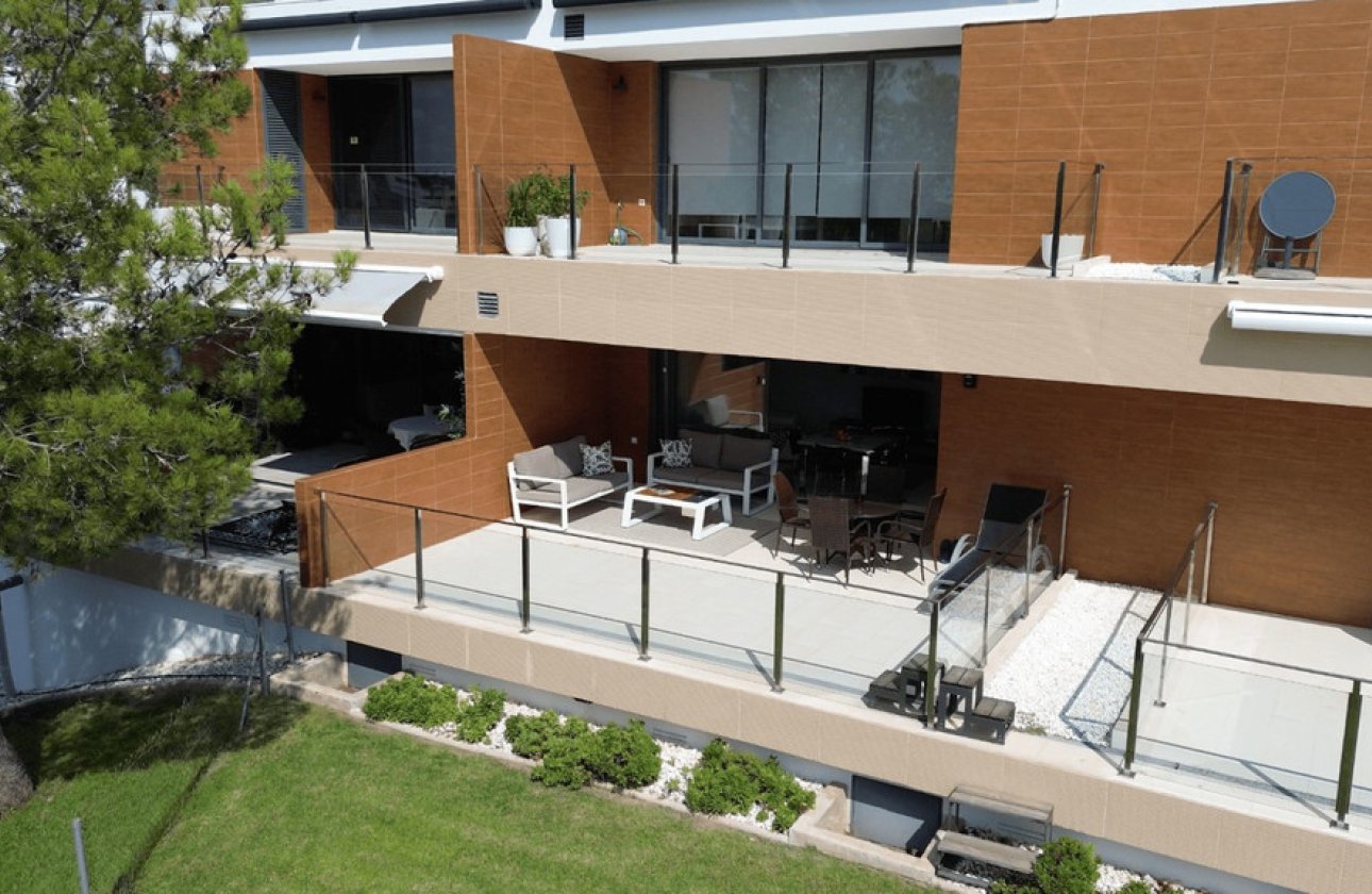 Resale - Apartment / flat -
Orihuela - Villamartin