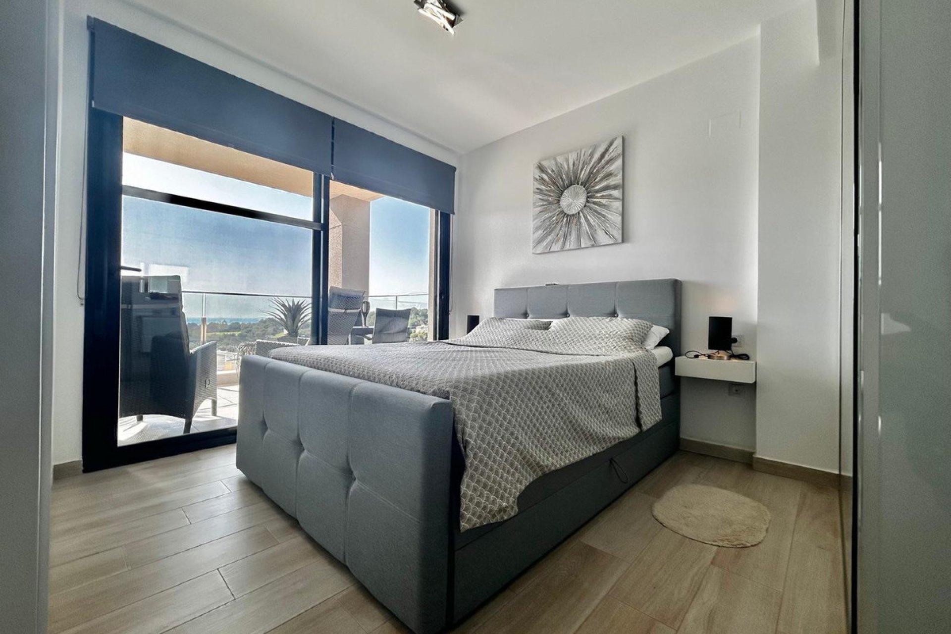 Resale - Apartment / flat -
Orihuela - Villamartin