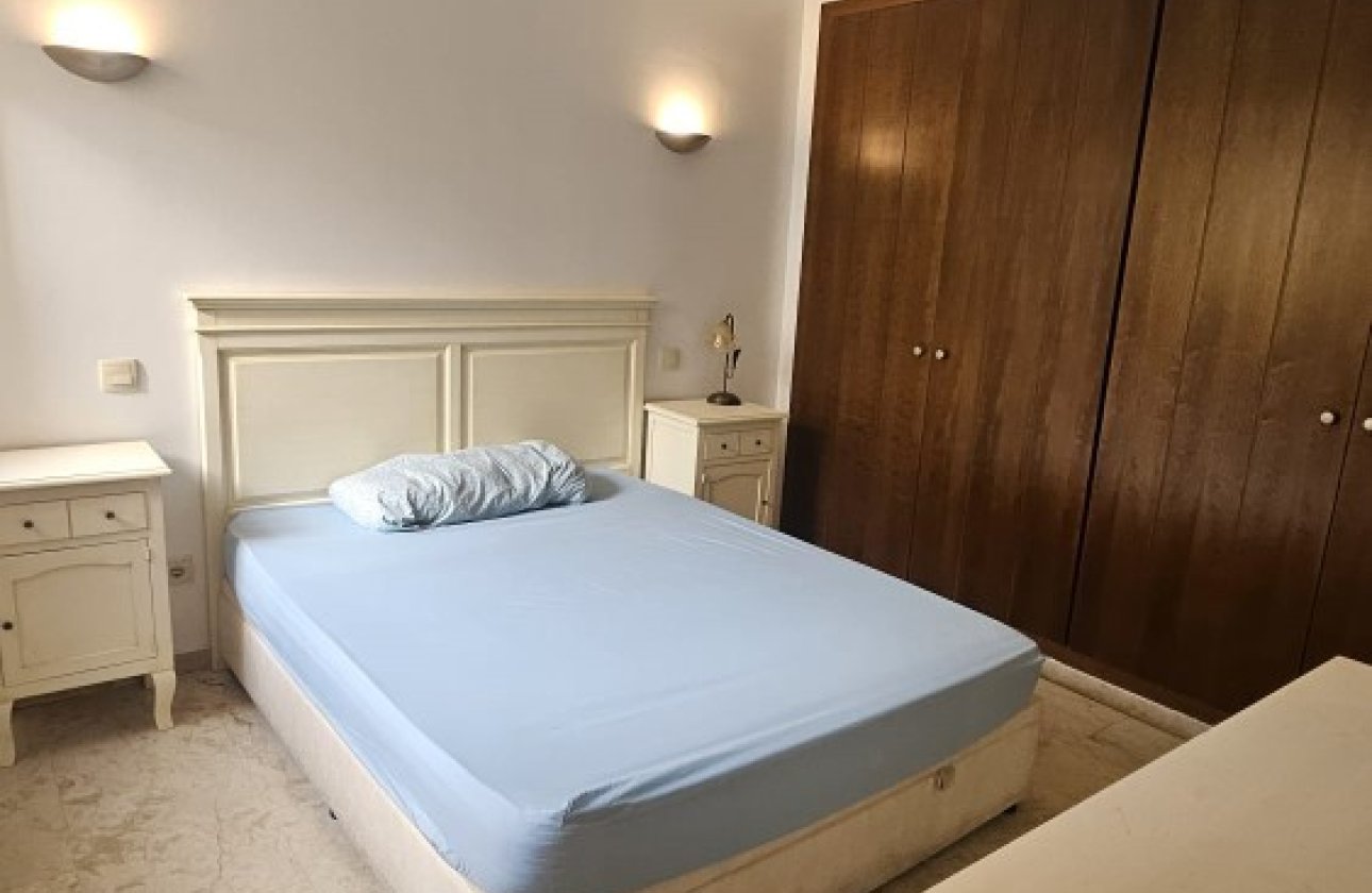 Resale - Apartment / flat -
Punta Prima - La Entrada