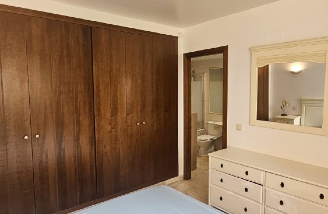 Resale - Apartment / flat -
Punta Prima - La Entrada