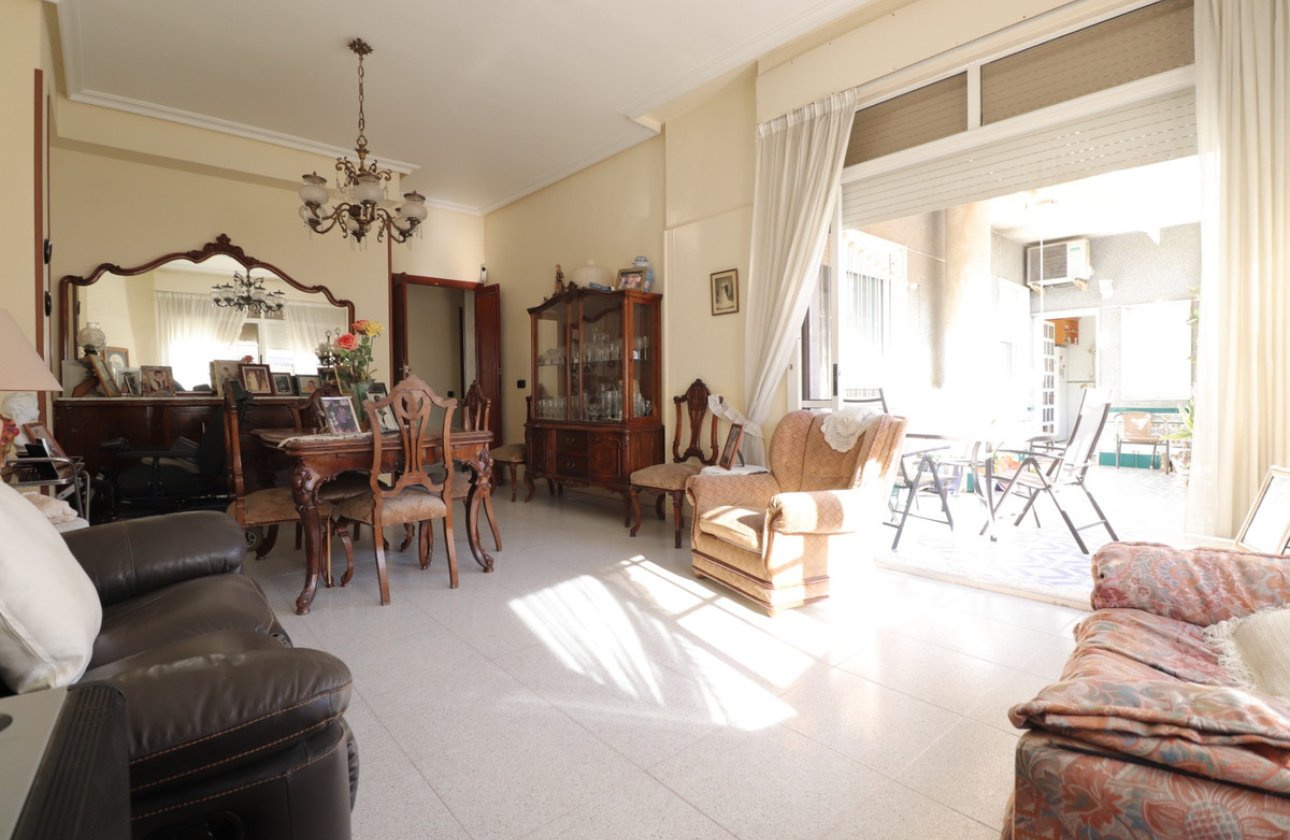 Resale - Apartment / flat -
Rojales - Rojales Centro