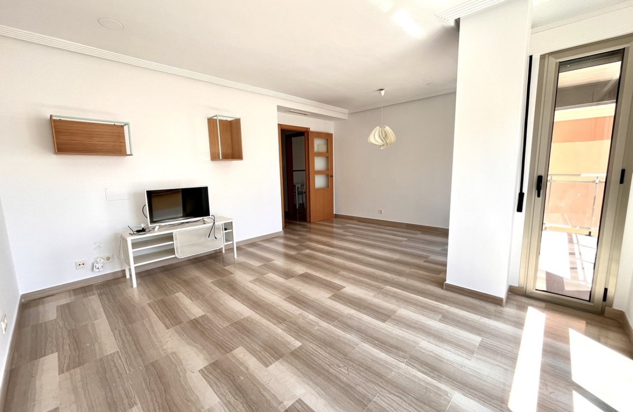 Resale - Apartment / flat -
Santa Pola - Santa Pola Centro