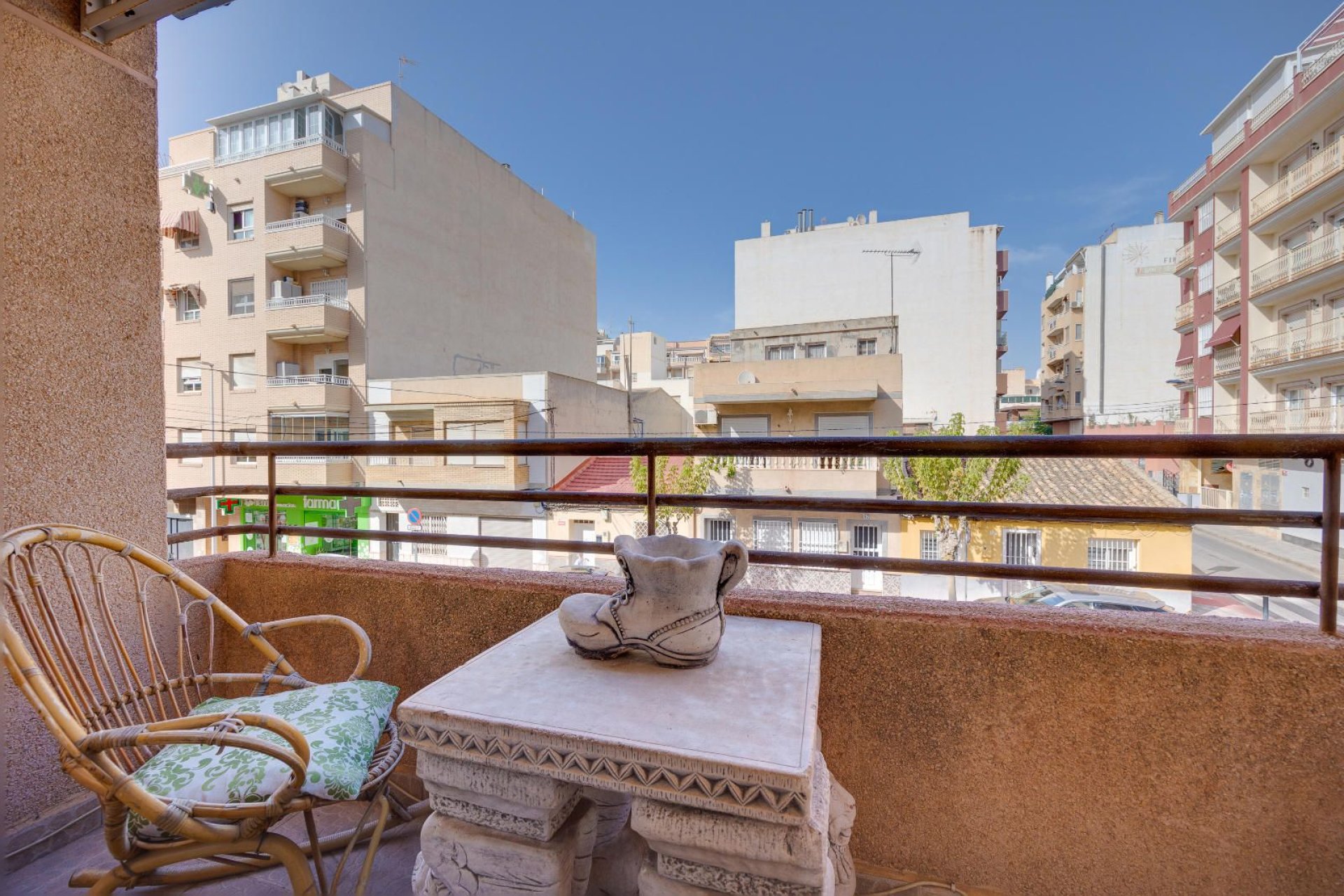 Resale - Apartment / flat -
Torrevieja - Centro - Muelle Pesquero