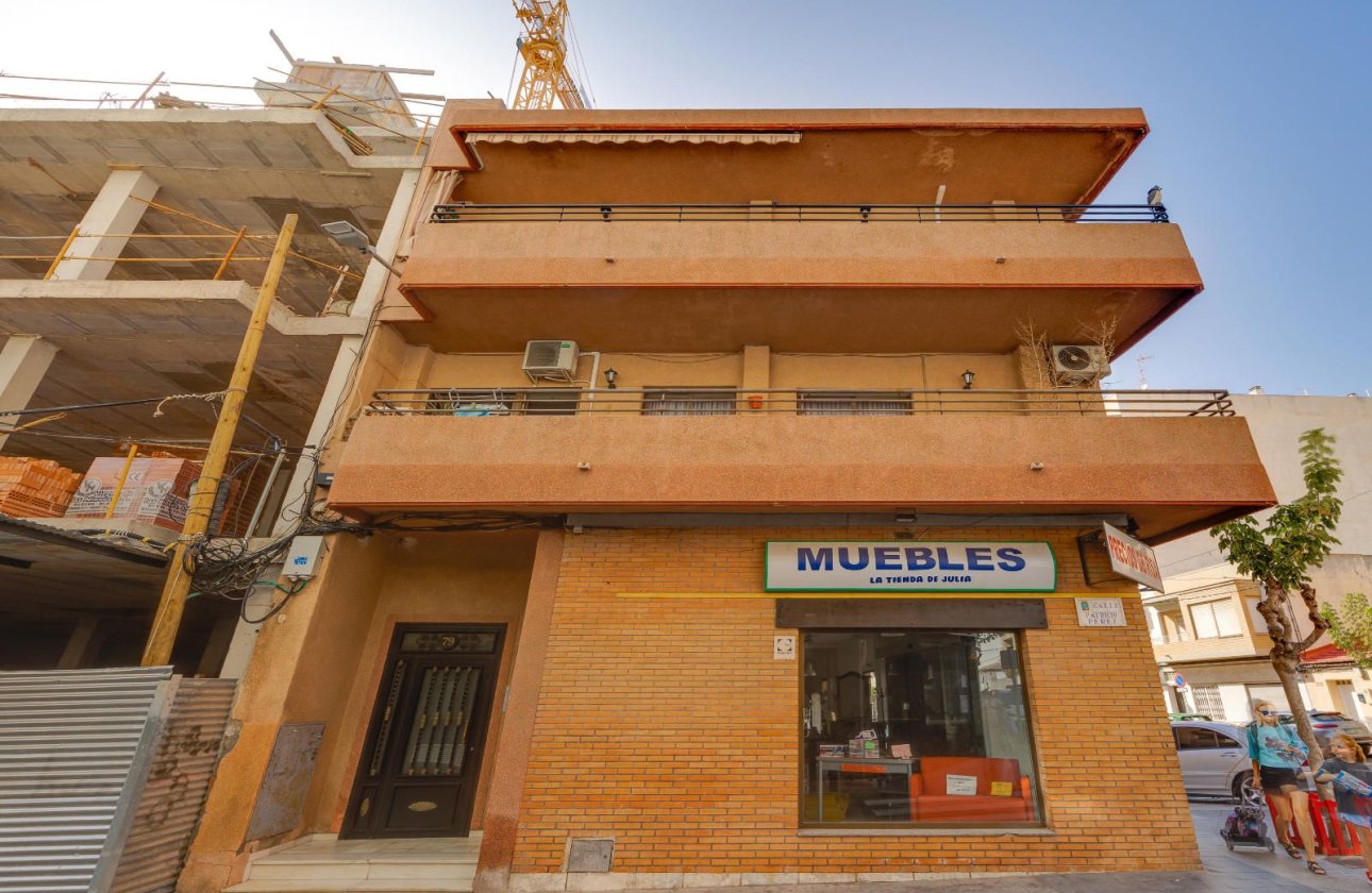 Resale - Apartment / flat -
Torrevieja - Centro - Muelle Pesquero