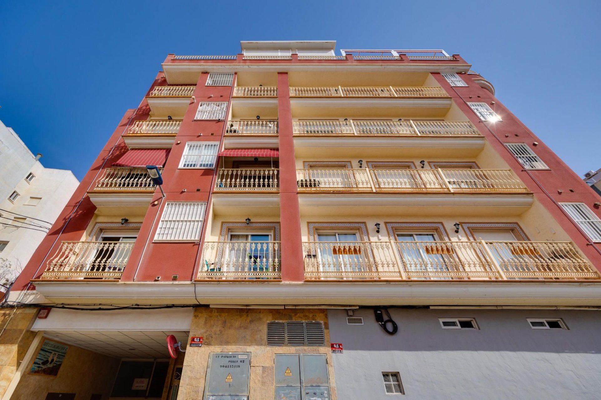 Resale - Apartment / flat -
Torrevieja - Centro - Muelle Pesquero