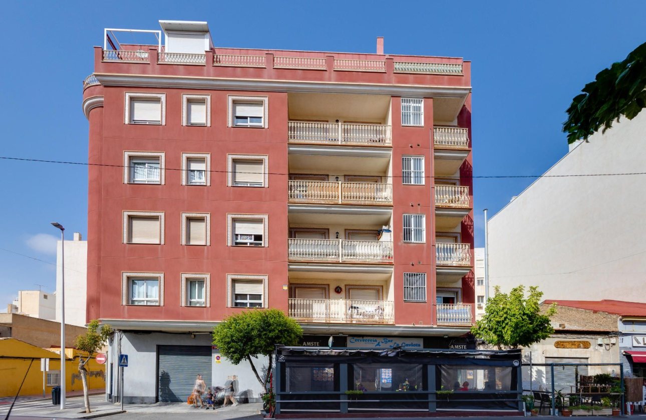 Resale - Apartment / flat -
Torrevieja - Centro - Muelle Pesquero