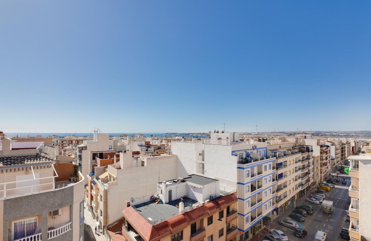 Resale - Apartment / flat -
Torrevieja - Centro - Muelle Pesquero