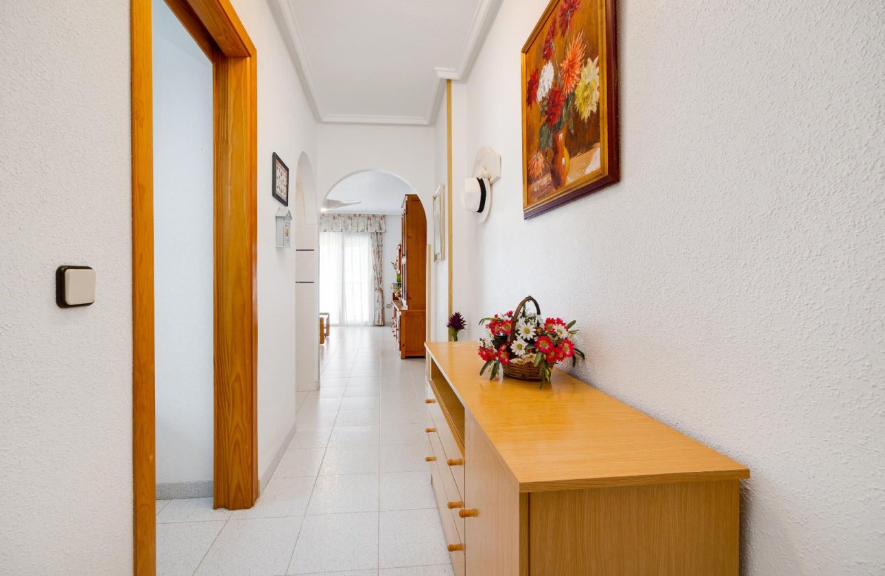 Resale - Apartment / flat -
Torrevieja - El Acequión - Los Náufragos