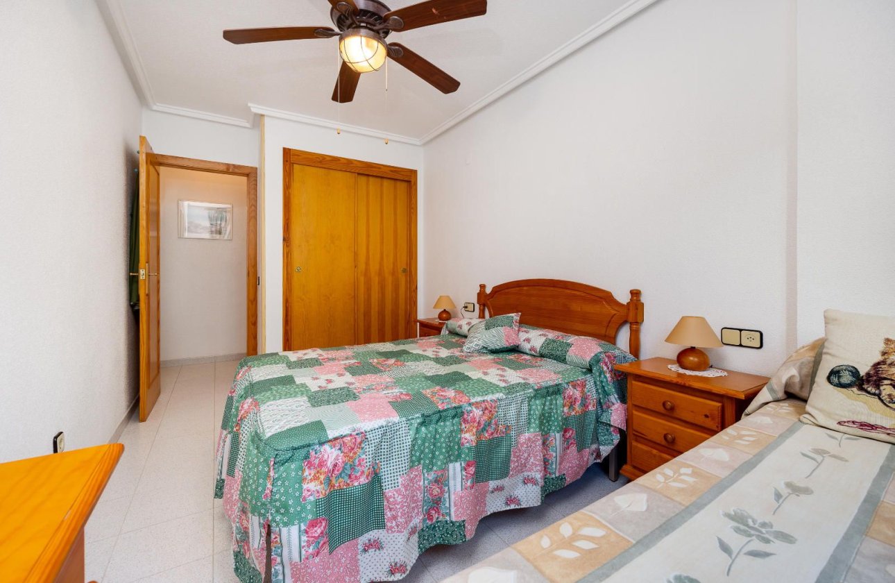 Resale - Apartment / flat -
Torrevieja - El Acequión - Los Náufragos