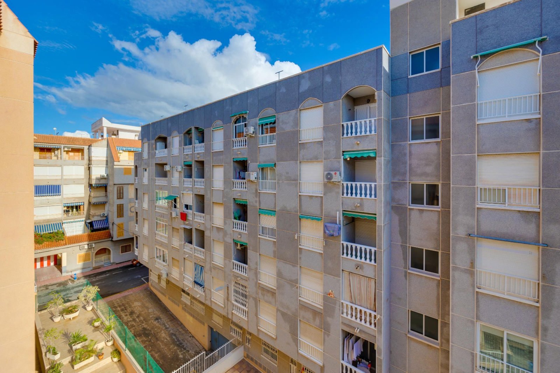 Resale - Apartment / flat -
Torrevieja - El Acequión - Los Náufragos