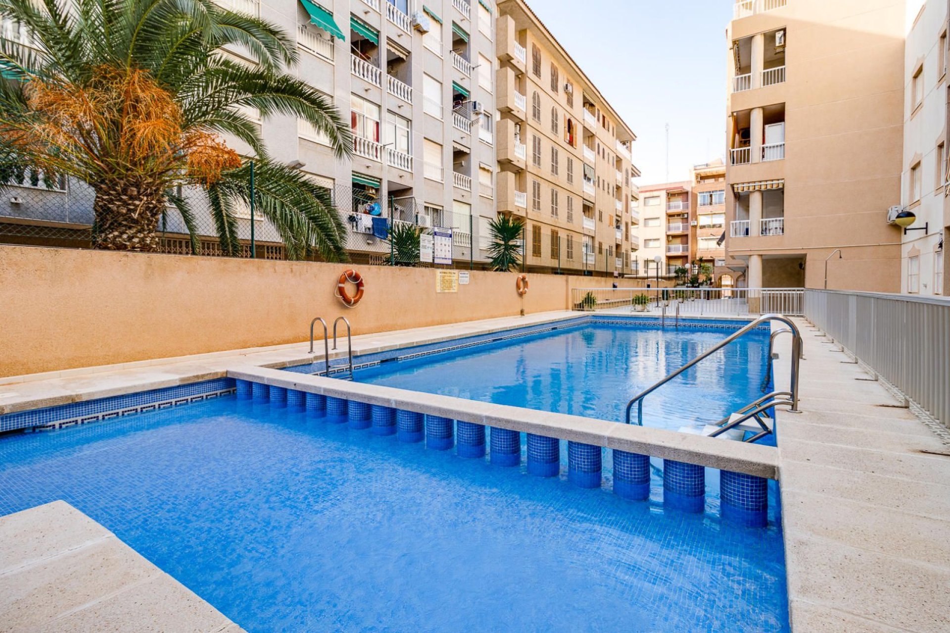 Resale - Apartment / flat -
Torrevieja - El Acequión - Los Náufragos