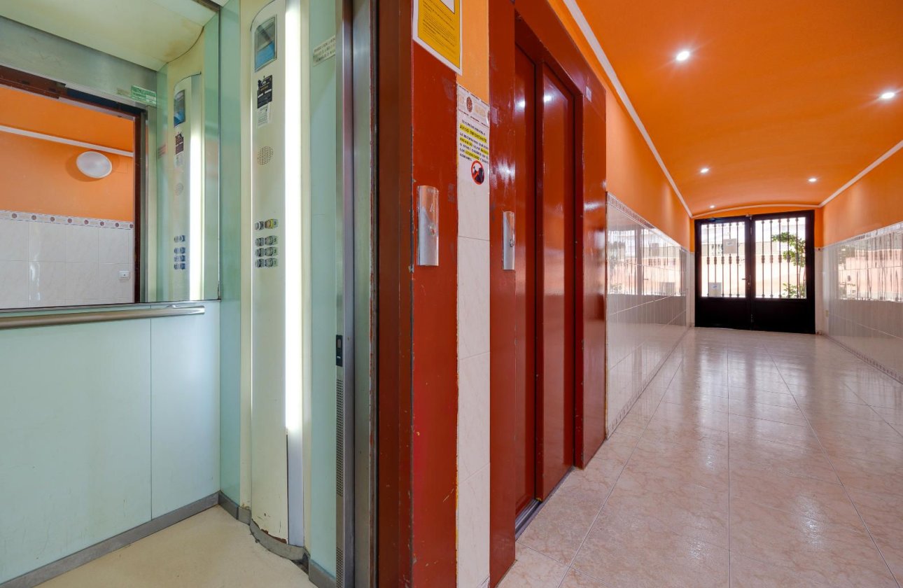 Resale - Apartment / flat -
Torrevieja - El Acequión - Los Náufragos