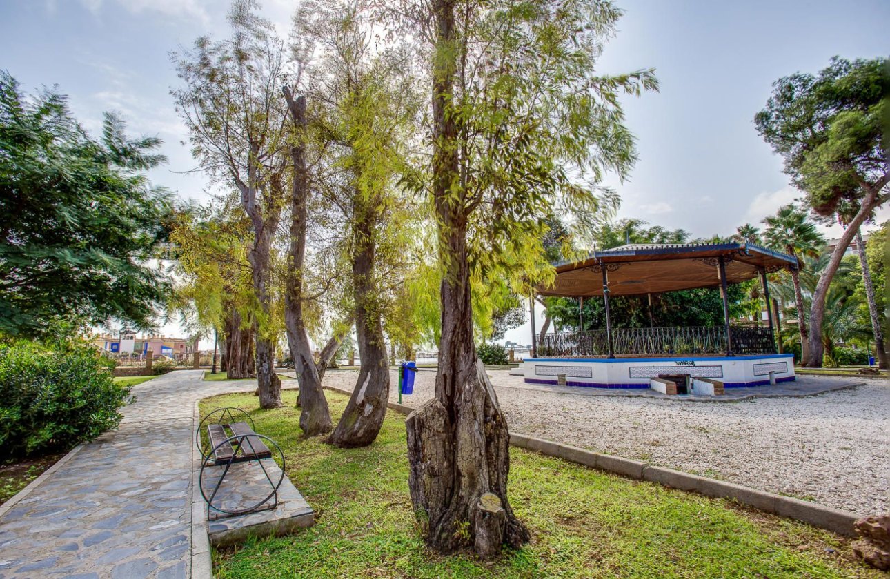 Resale - Apartment / flat -
Torrevieja - El Acequión - Los Náufragos