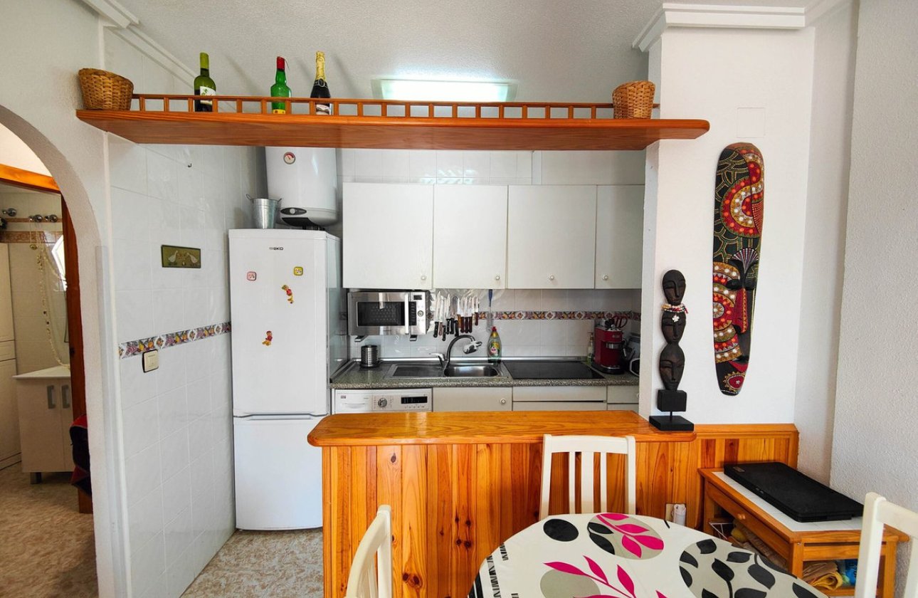 Resale - Apartment / flat -
Torrevieja - El Acequión - Los Náufragos