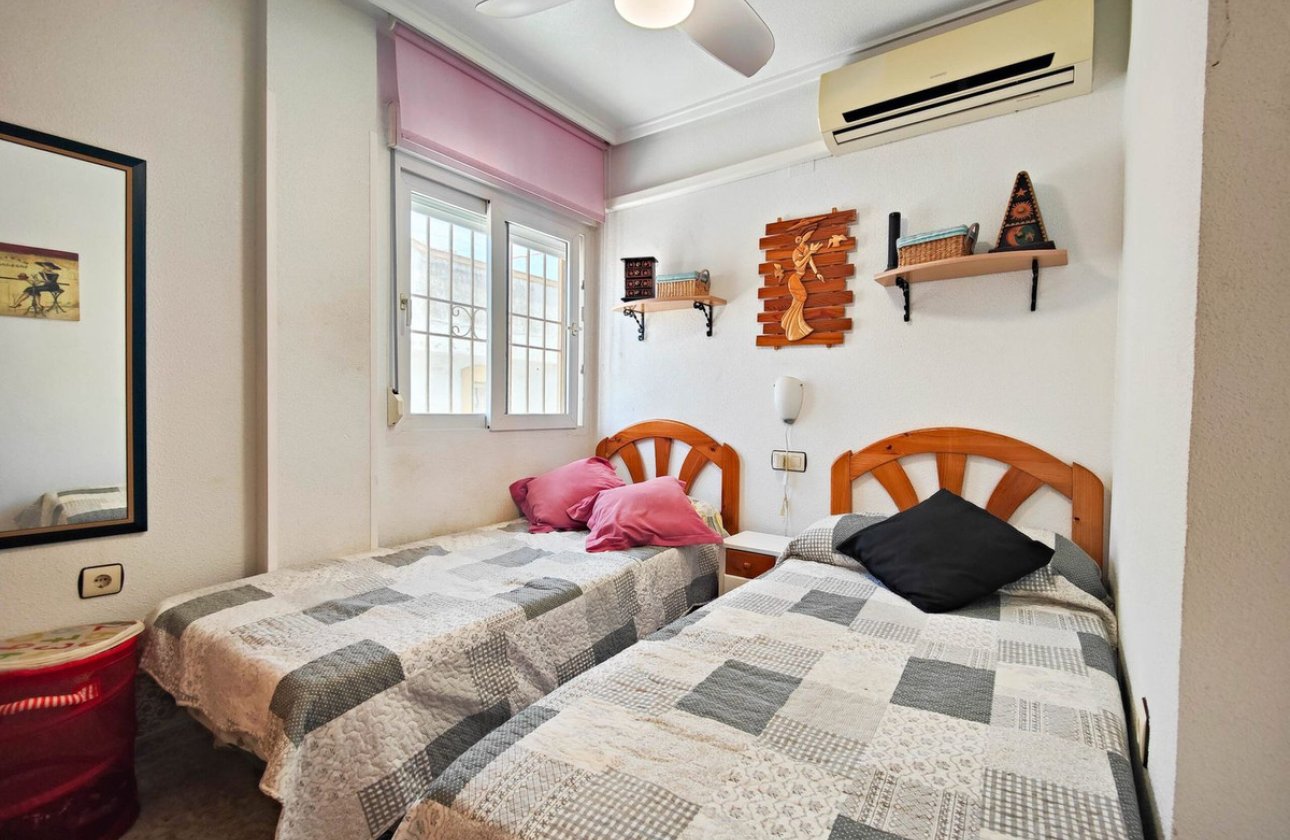 Resale - Apartment / flat -
Torrevieja - El Acequión - Los Náufragos