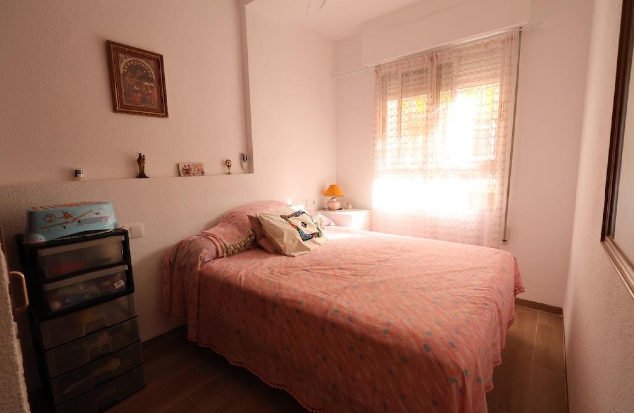 Resale - Apartment / flat -
Torrevieja - La Mata pueblo