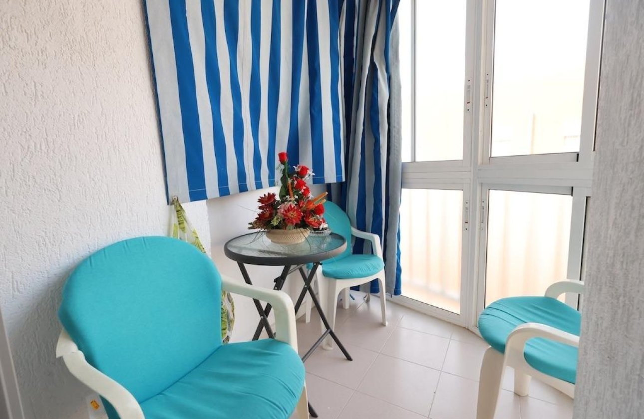 Resale - Apartment / flat -
Torrevieja - La Mata pueblo