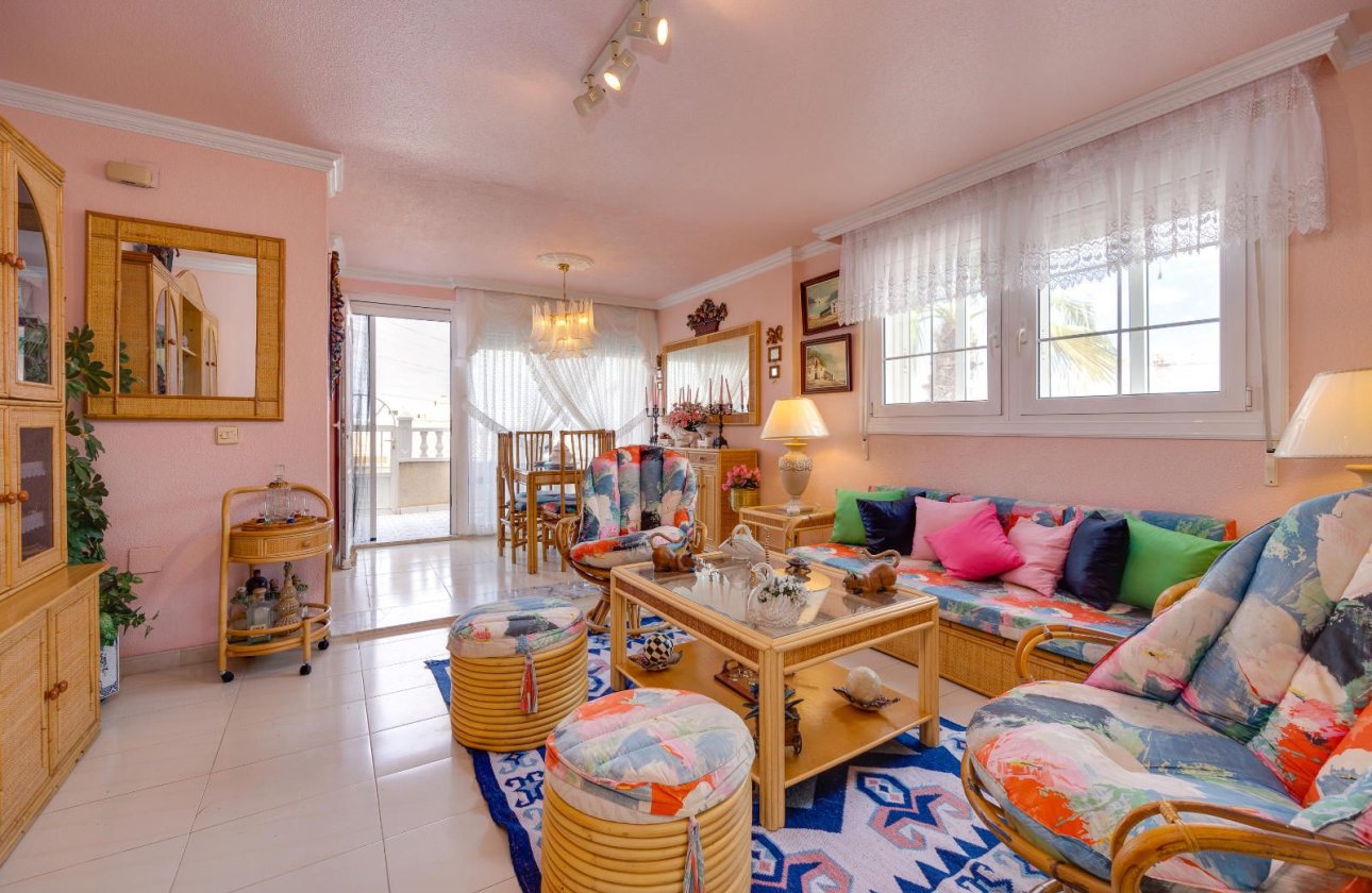 Resale - Apartment / flat -
Torrevieja - La Mata