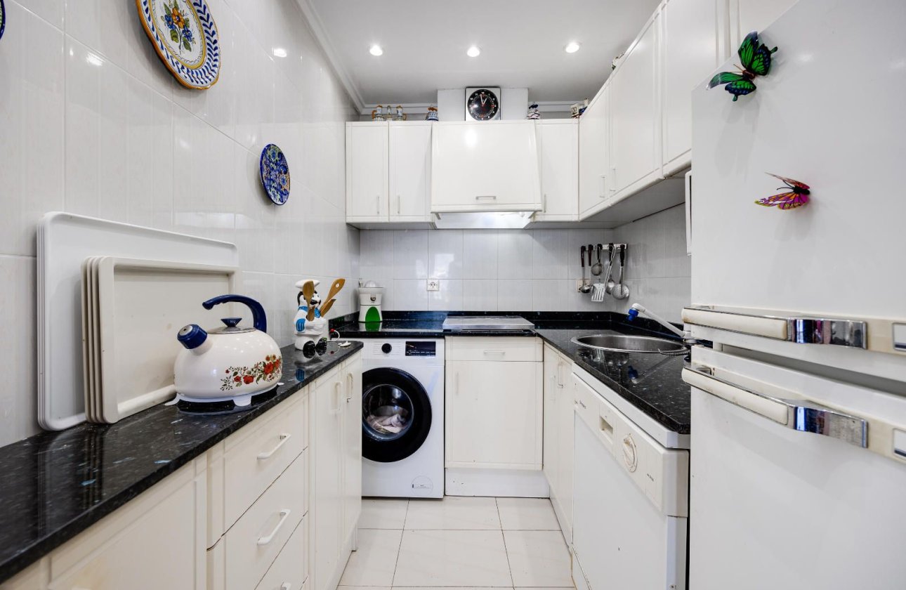 Resale - Apartment / flat -
Torrevieja - La Mata