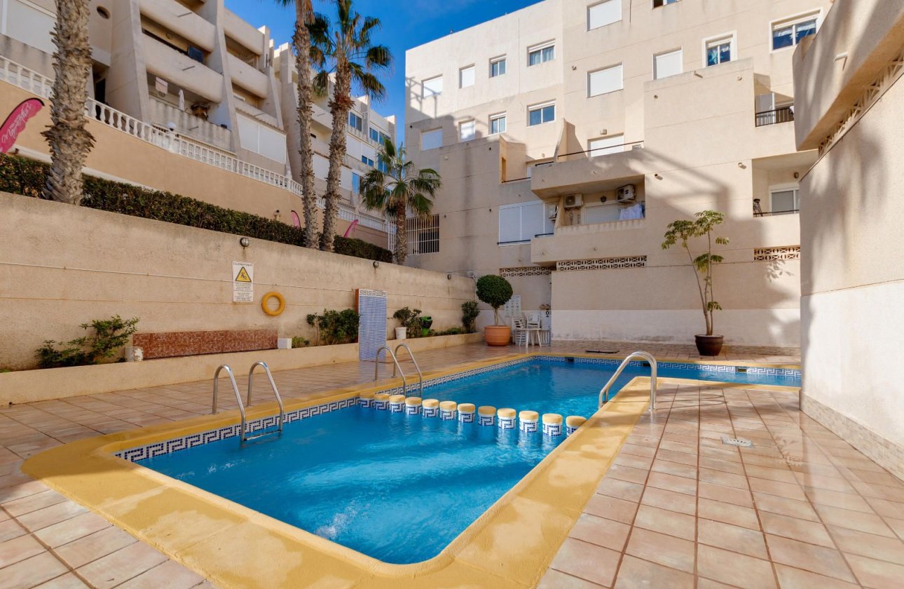 Resale - Apartment / flat -
Torrevieja - La Mata