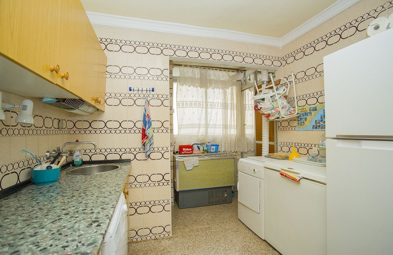 Resale - Apartment / flat -
Torrevieja - La Mata