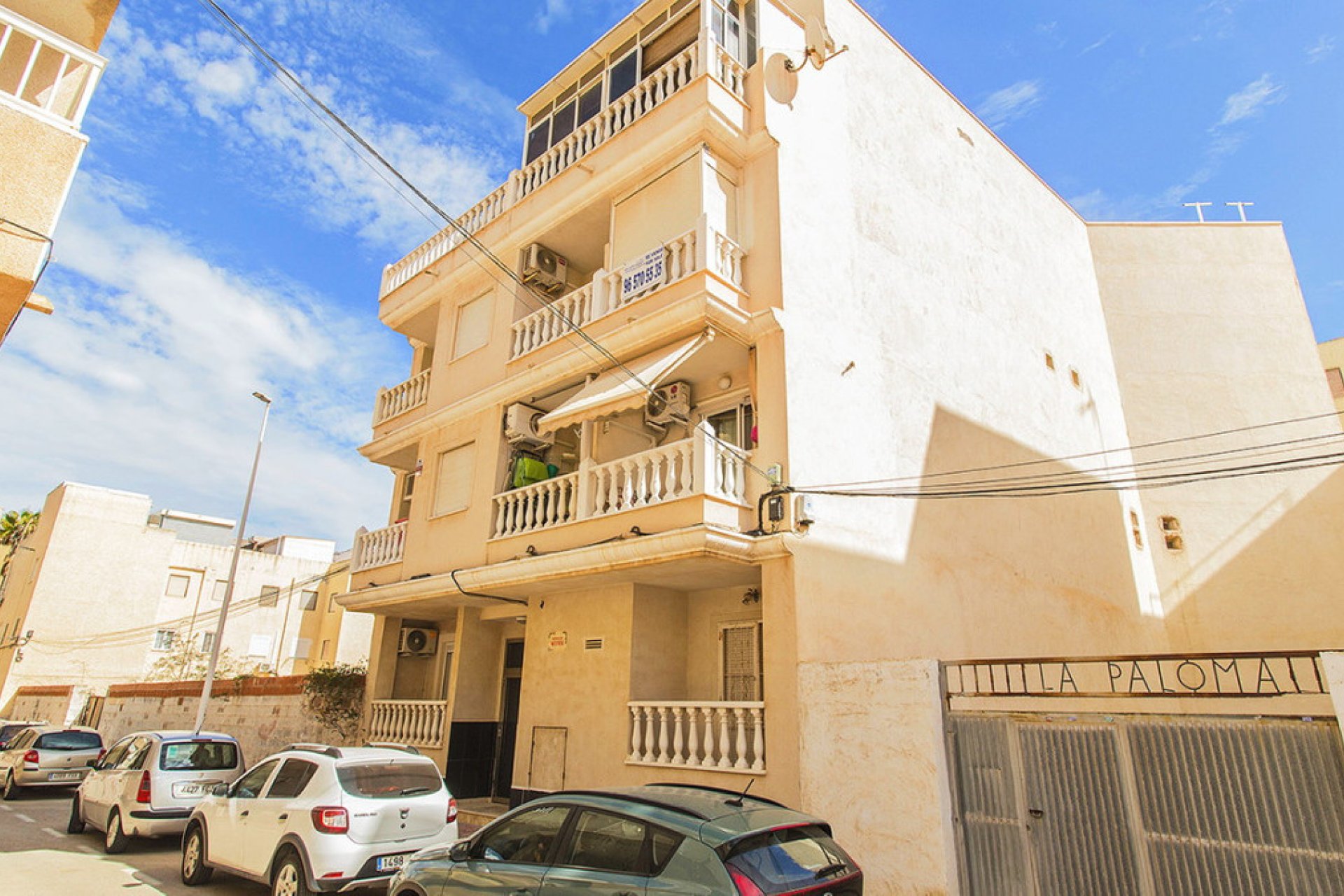 Resale - Apartment / flat -
Torrevieja - La Mata