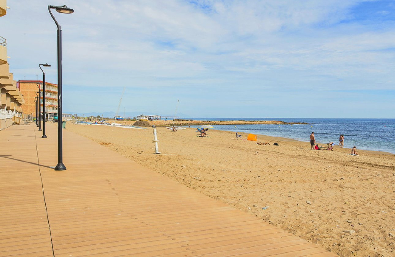 Resale - Apartment / flat -
Torrevieja - La Mata
