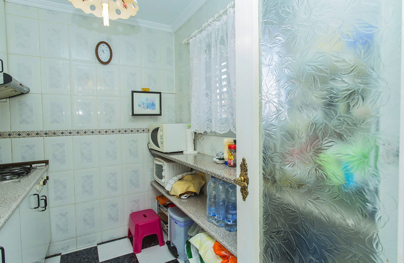 Resale - Apartment / flat -
Torrevieja - La Mata