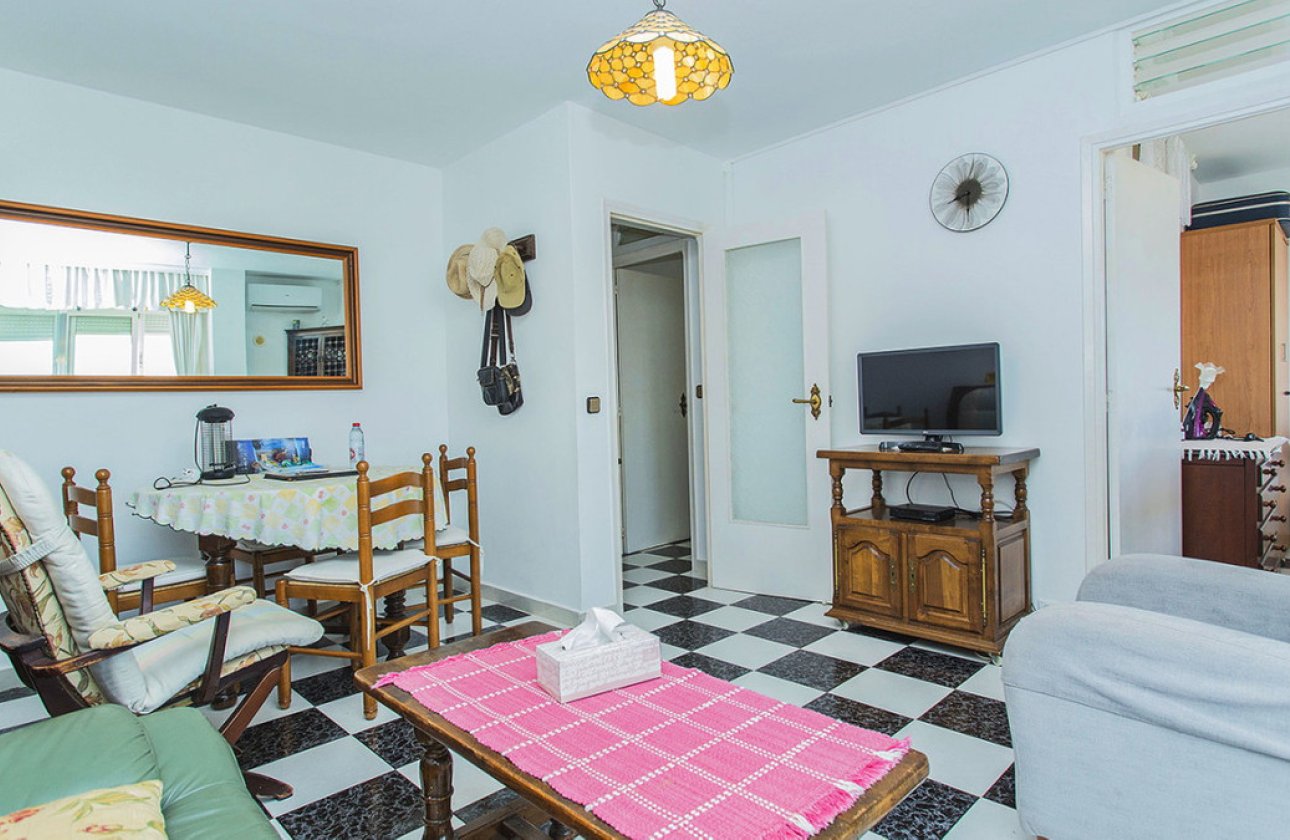 Resale - Apartment / flat -
Torrevieja - La Mata