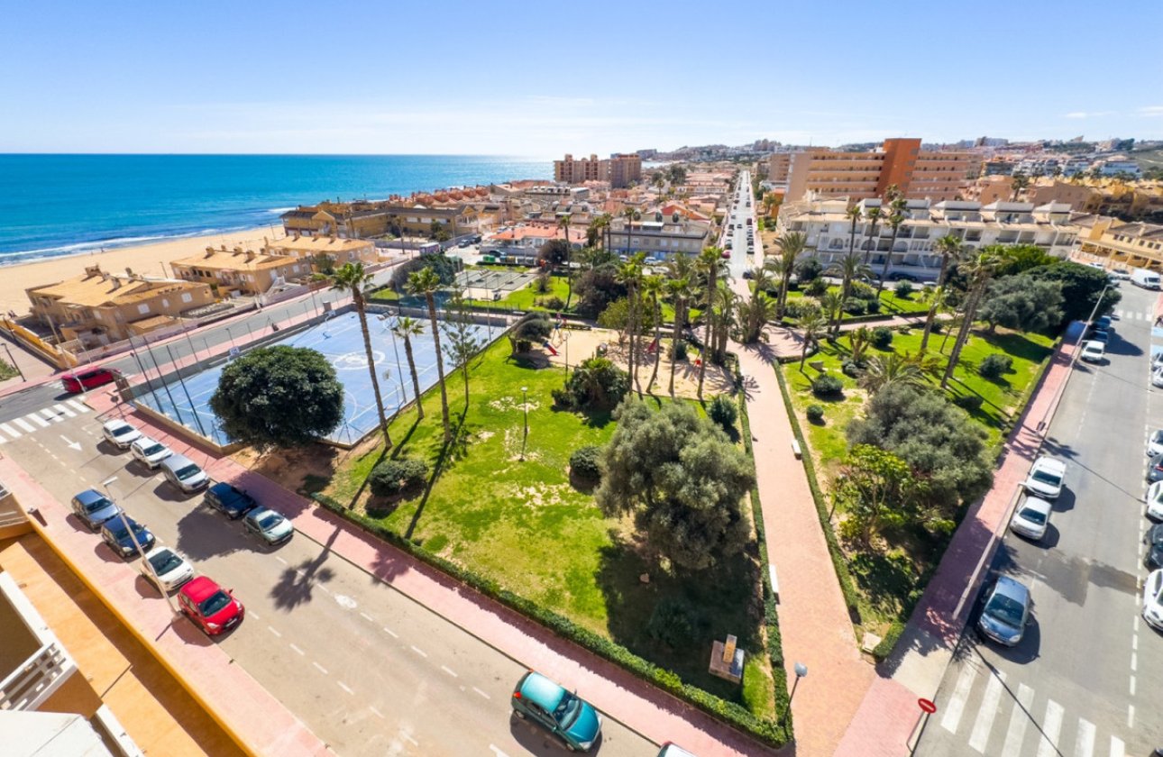 Resale - Apartment / flat -
Torrevieja - La Mata