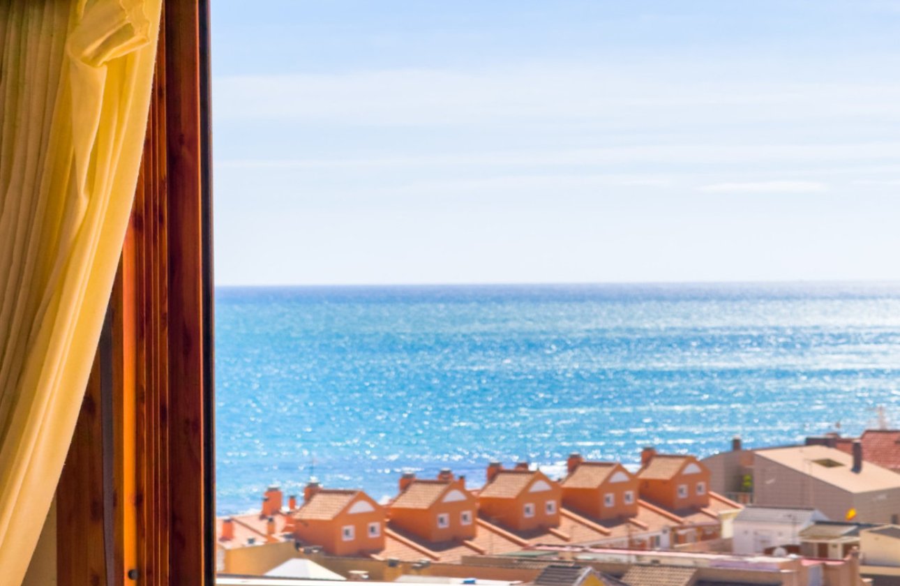 Resale - Apartment / flat -
Torrevieja - La Mata