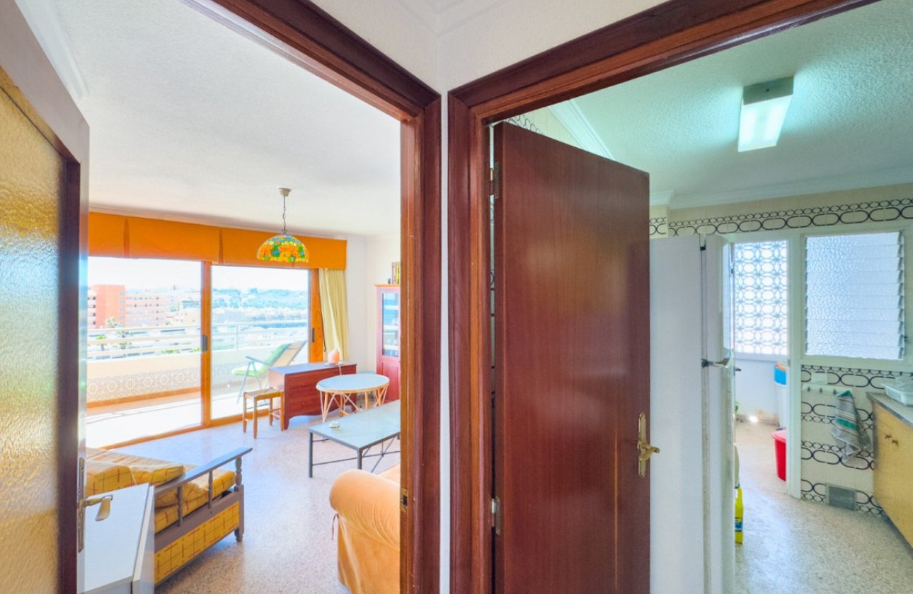 Resale - Apartment / flat -
Torrevieja - La Mata