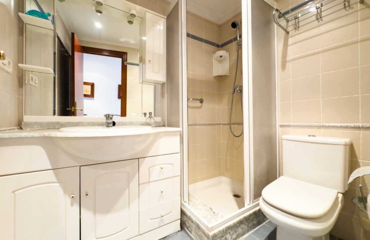 Resale - Apartment / flat -
Torrevieja - La Mata