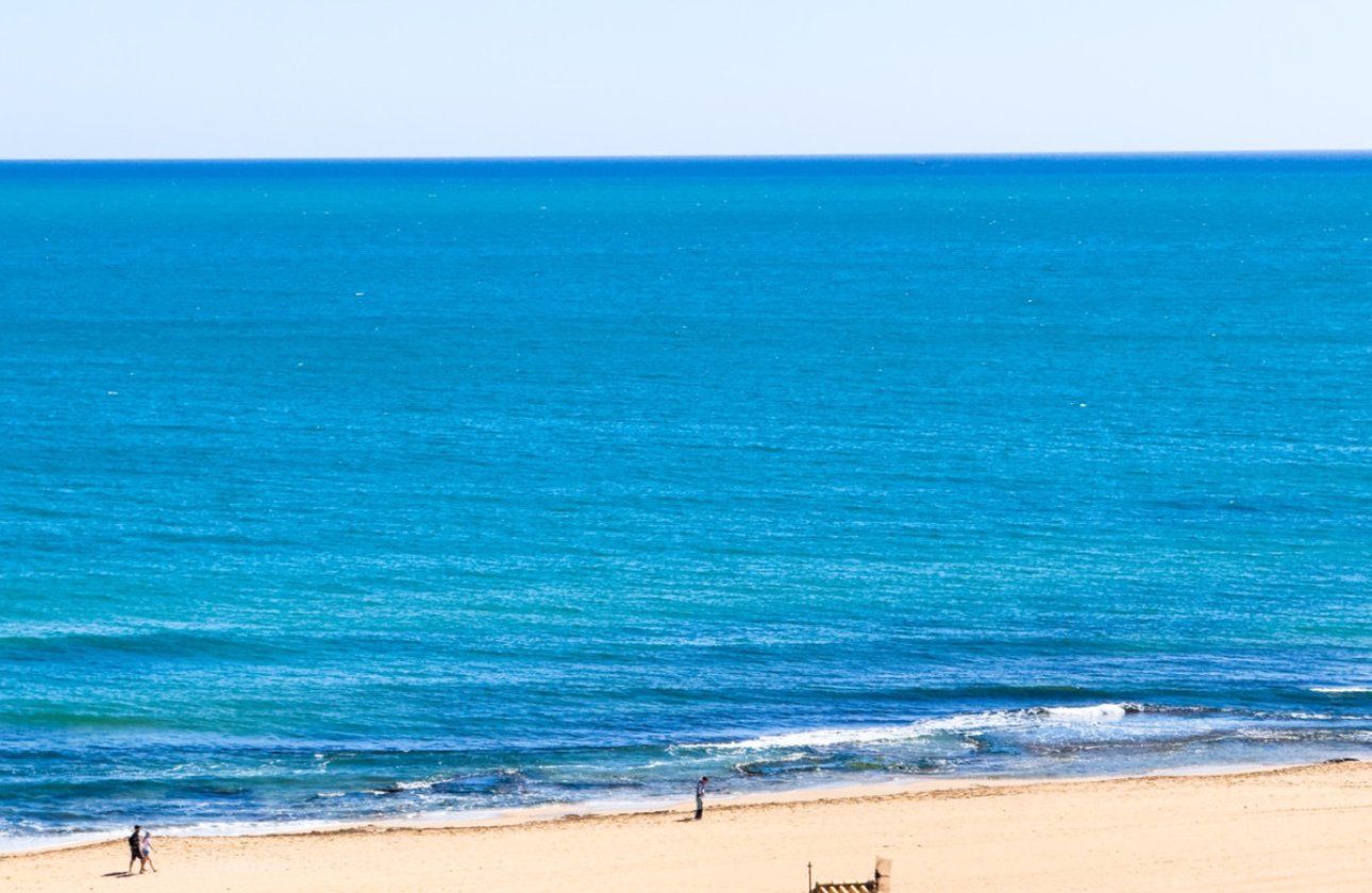 Resale - Apartment / flat -
Torrevieja - La Mata