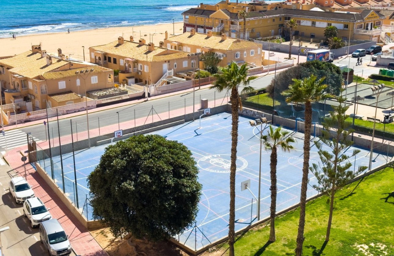 Resale - Apartment / flat -
Torrevieja - La Mata