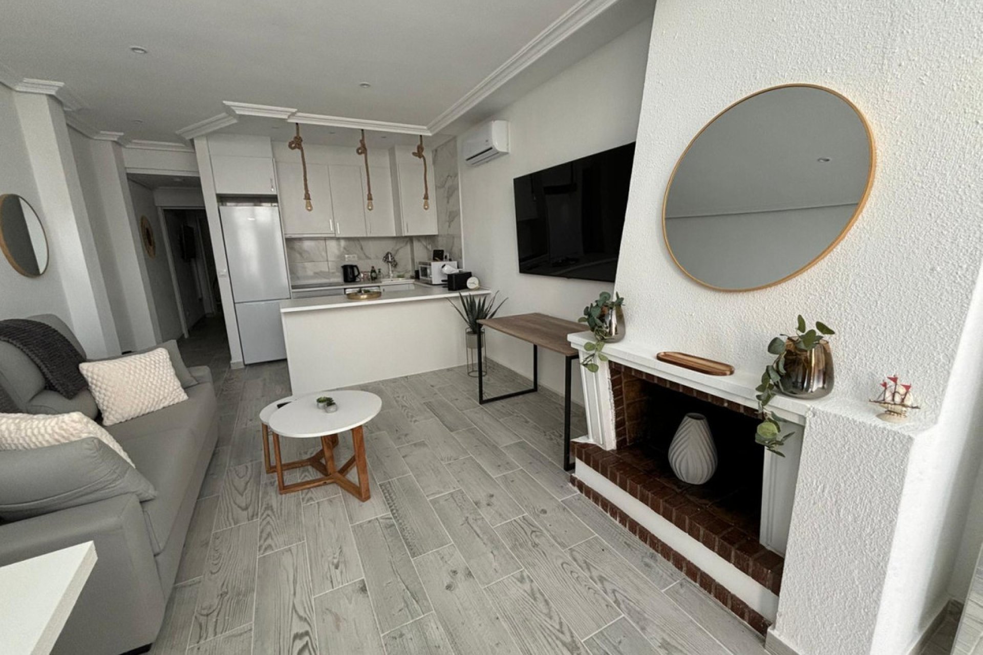Resale - Apartment / flat -
Torrevieja - La Mata