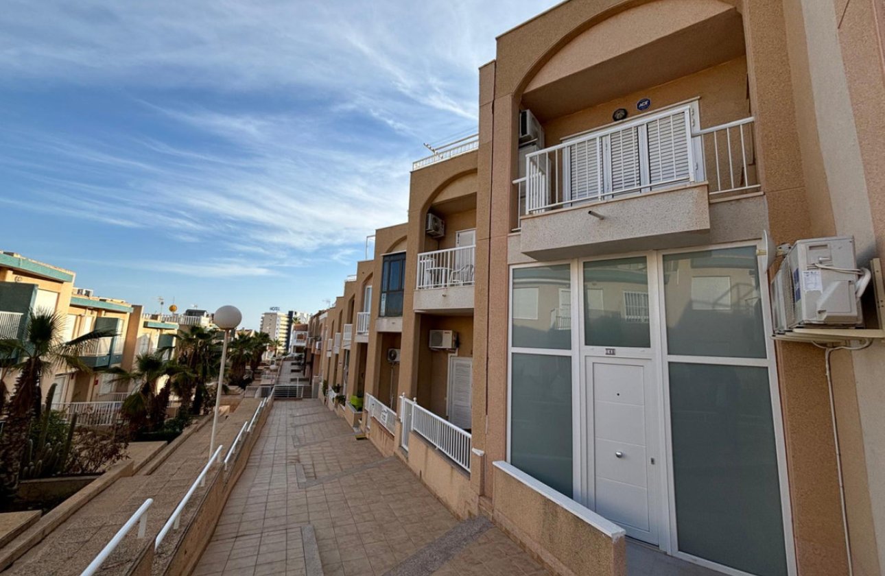 Resale - Apartment / flat -
Torrevieja - La Mata