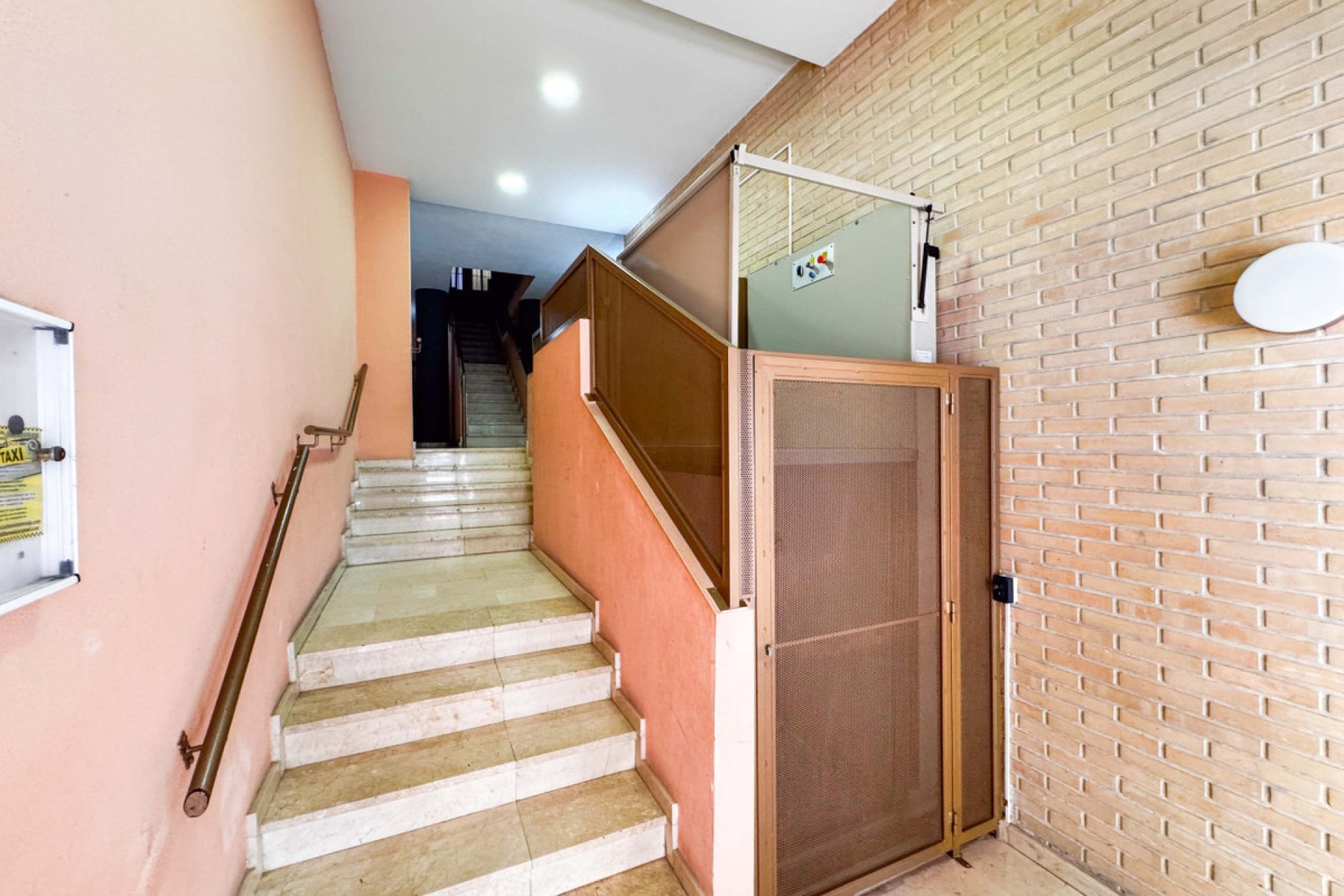 Resale - Apartment / flat -
Torrevieja - La Mata