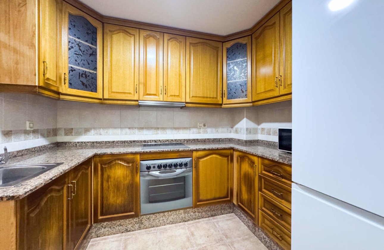 Resale - Apartment / flat -
Torrevieja - La Mata