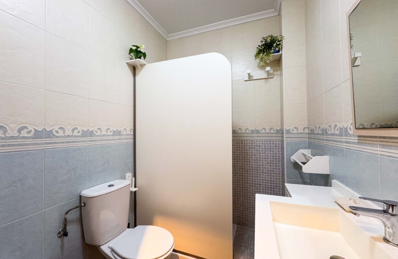 Resale - Apartment / flat -
Torrevieja - La Mata