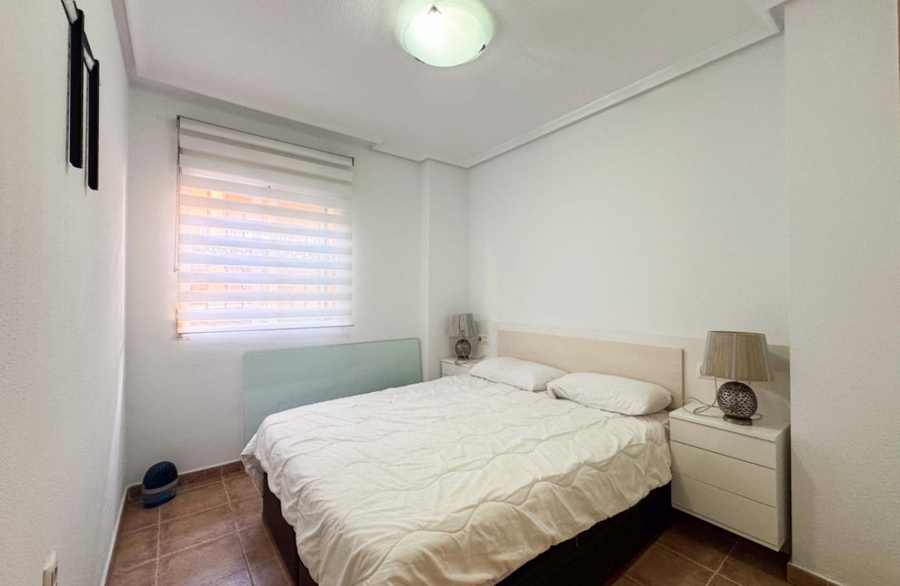 Resale - Apartment / flat -
Torrevieja - La Mata