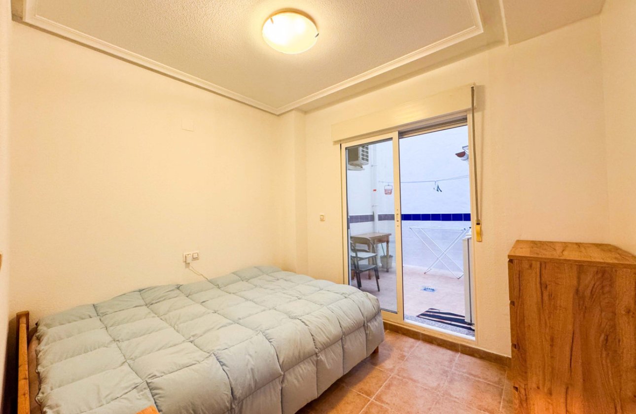 Resale - Apartment / flat -
Torrevieja - La Mata