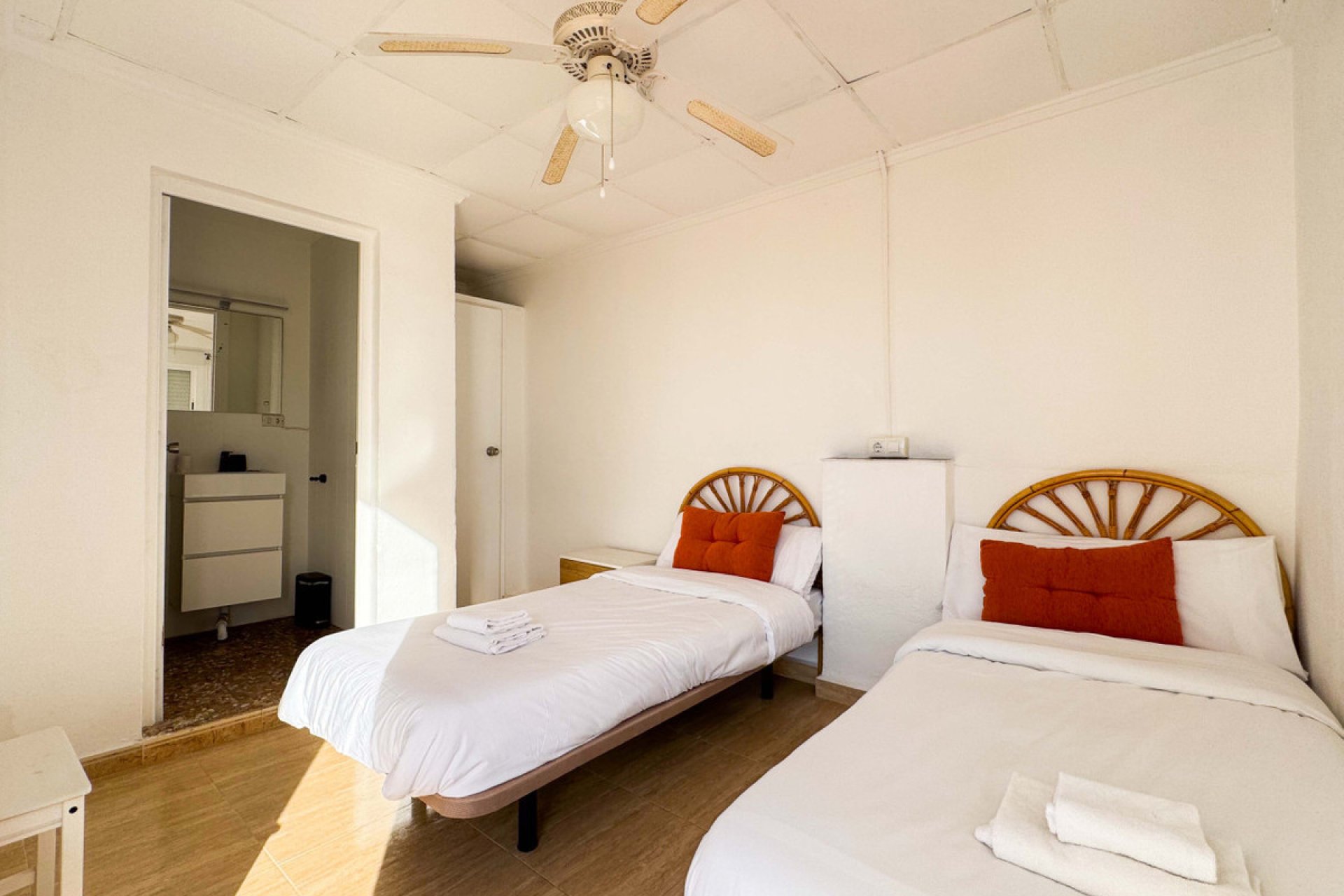 Resale - Apartment / flat -
Torrevieja - La Mata