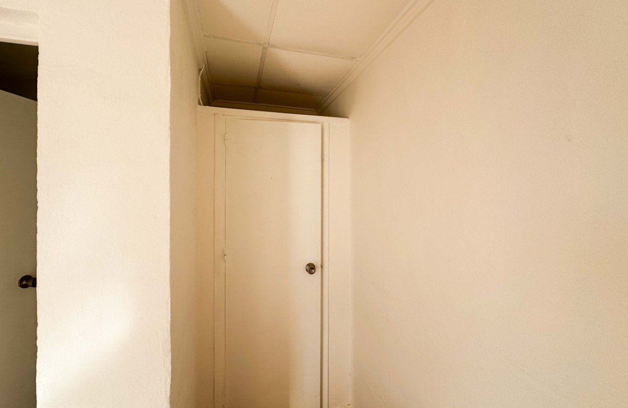 Resale - Apartment / flat -
Torrevieja - La Mata