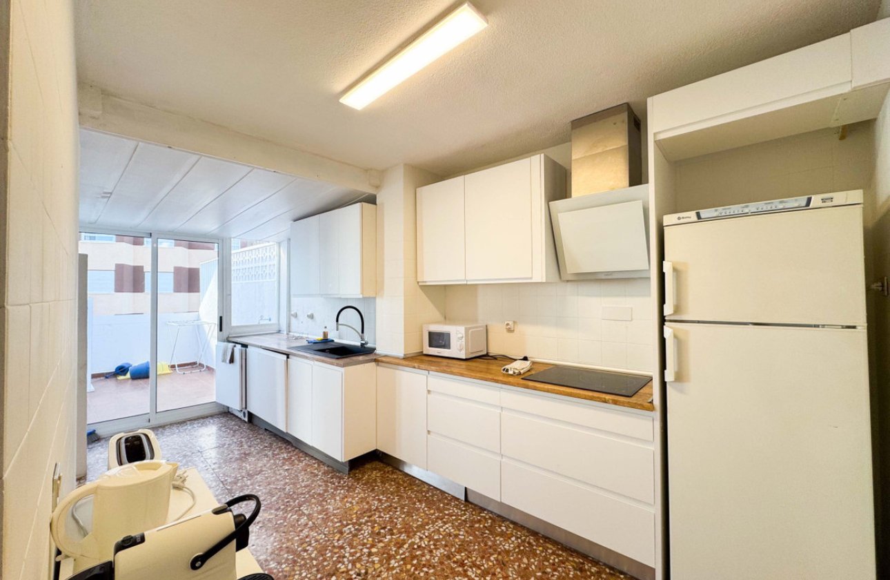 Resale - Apartment / flat -
Torrevieja - La Mata