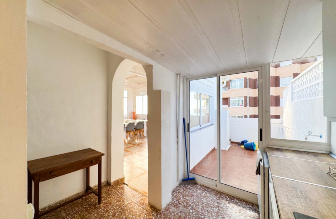 Resale - Apartment / flat -
Torrevieja - La Mata